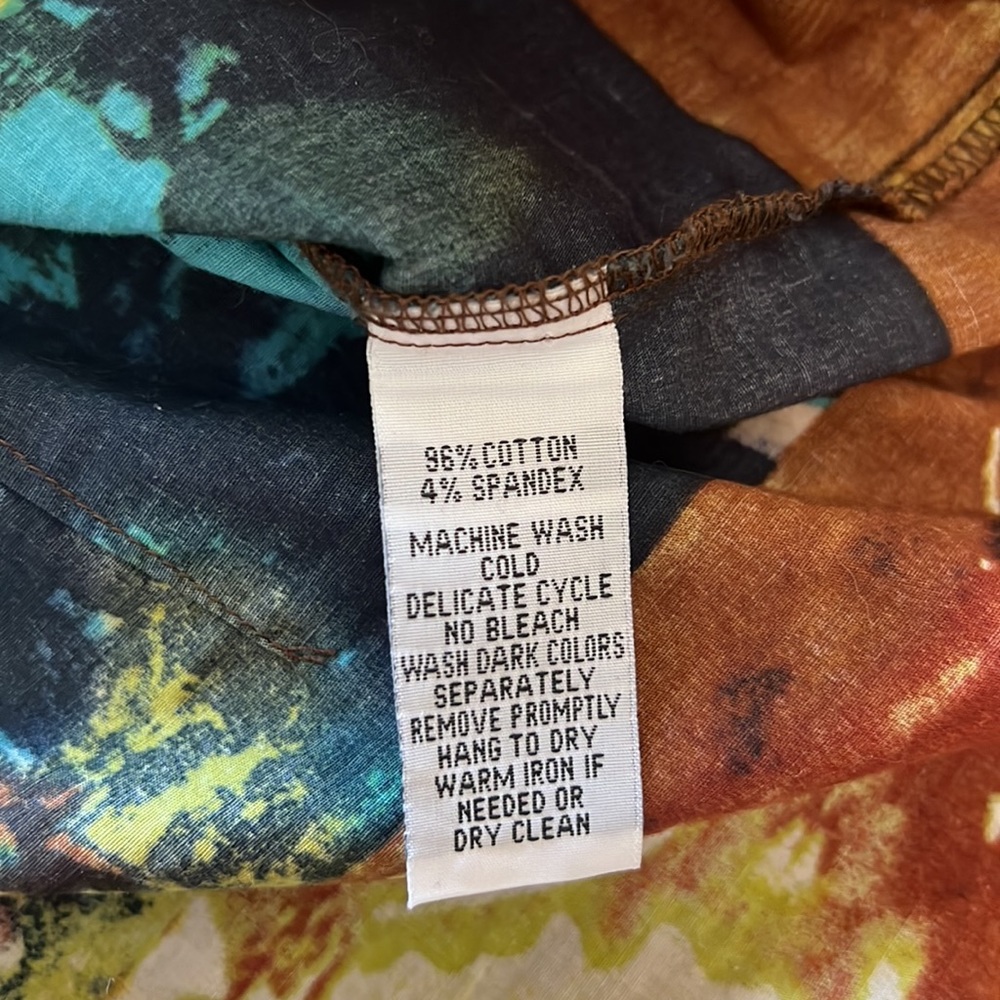 World 🌎 Map Blouse - Picture 9 of 9